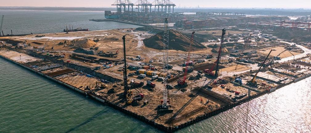 Co się dzieje po zimie na budowie terminala T5 dla morskich farm wiatrowych?